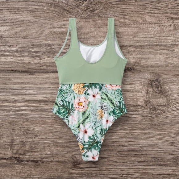 SHEIN Swim Summer Beach Tropical Print Cut-Out One Piece Swimsuit size M - Picture 4 of 6